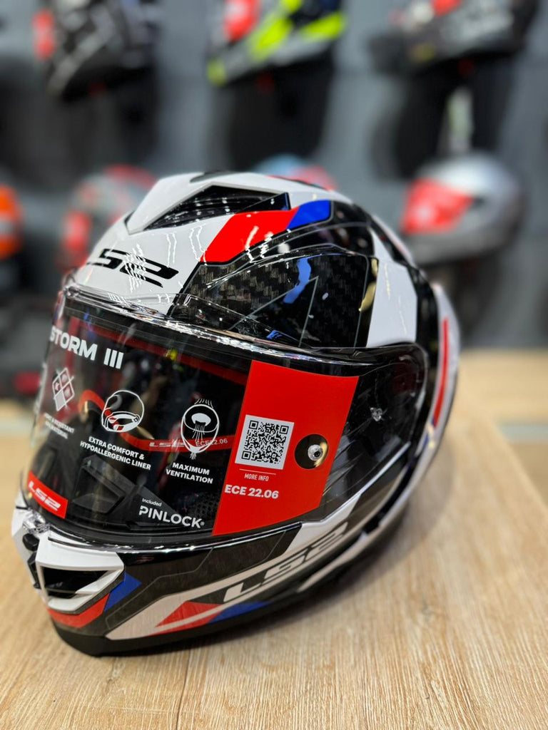 FF818 STORM III SPORY WHITE BLUE RED