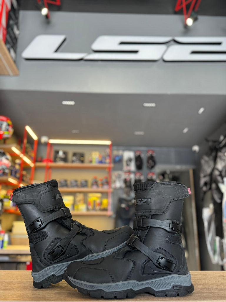 LS2 ADVENTURE MAN BOOTS  W/P  BLACK